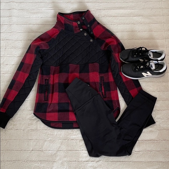 Abercrombie & Fitch Sweaters - Abercrombie & Fitch Asymmetrical Snap-Up Fleece